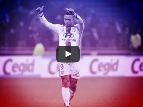Màn ra mắt Lyon của Memphis Depay vs Marseille
