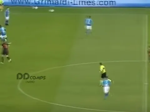 Màn trình diễn của Cengiz Under trước Napoli