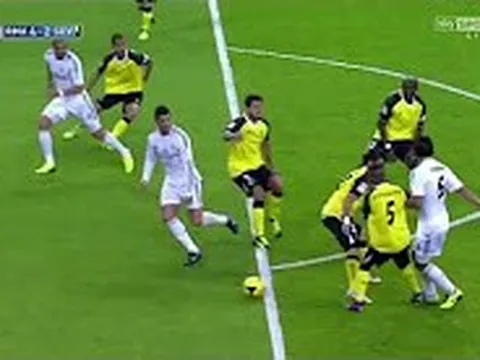 Màn trình diễn của Isco vs Sevilla
