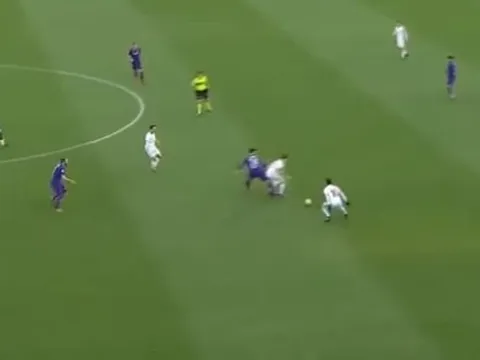 Màn trình diễn của Hakan Calhanoglu vs Fiorentina