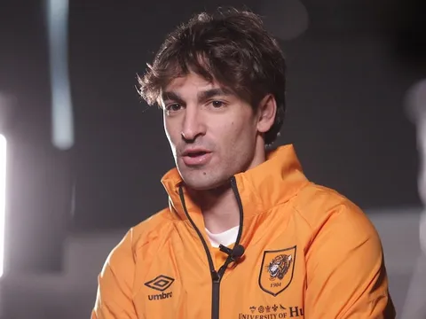 Màn trình diễn của Lazar Markovic trước Manchester United