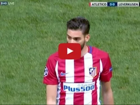 Màn trình diễn của Yannick Carrasco vs Bayer Leverkusen