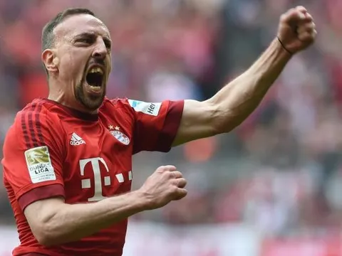 Màn trình diễn đỉnh cao của Ribery trong màu áo Bayern