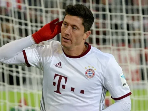Màn trình diễn xuất chúng của Lewandowski vs Freiburg