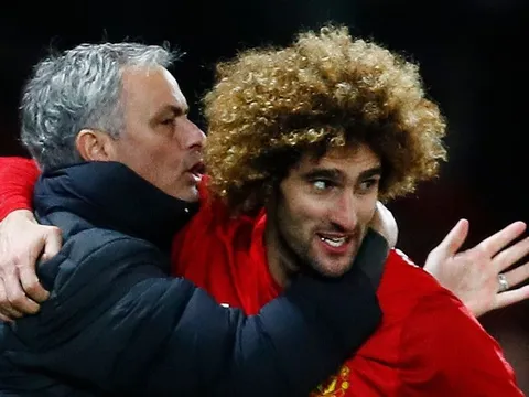 Man United kích hoạt điều khoản giữ chân Fellaini
