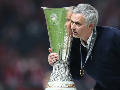 Man Utd dưới triều đại Mourinho: Từ Europa League đến Champions League