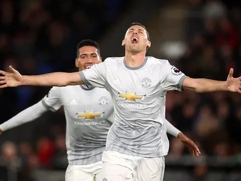 Man Utd ăn mừng như thể vô địch sau bàn thắng của Matic