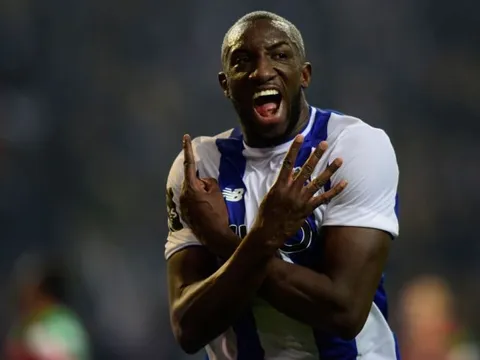 Man Utd đấu đá với Chelsea vì 'quái thú' của Porto