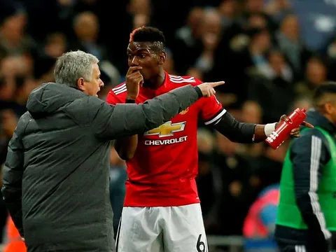 Man Utd lụn bại, vấn đề nằm ở Pogba
