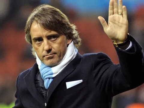 Mancini đang rộng đường trở lại Anh