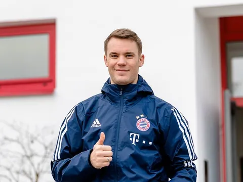 Manuel Neuer trở lại tập luyện sau 6 tháng