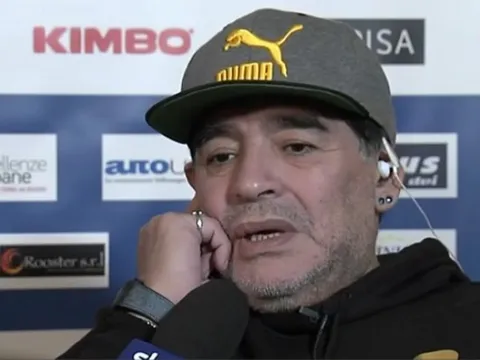 Xúc phạm Donald Trump, Maradona kết thúc giấc mơ Mỹ