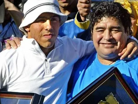 "Cậu bé vàng" thèm được như Tevez