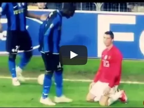 Mario Balotelli từng 'ăn hiếp' Cristiano Ronaldo như thế nào?
