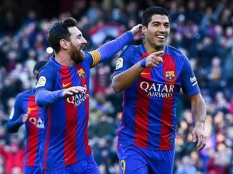 Người hâm mộ phấn khích ca ngợi Barca