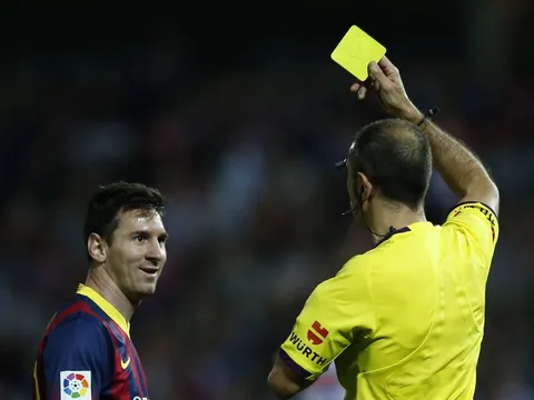 Messi bị treo giò ở CK Cúp Nhà vua?