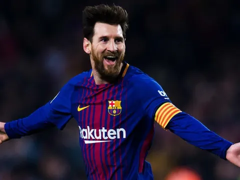 Messi sút ít hơn Ronaldo 266 lần để có 100 bàn