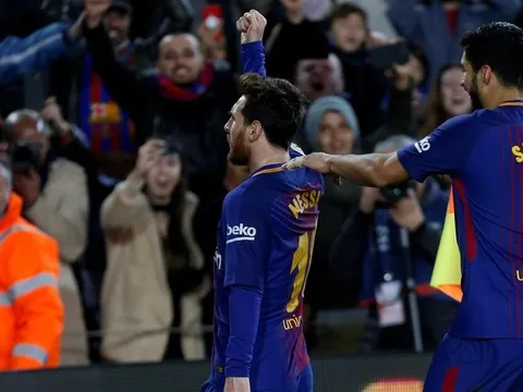 Messi vượt qua Ronaldo về bàn thắng đá phạt