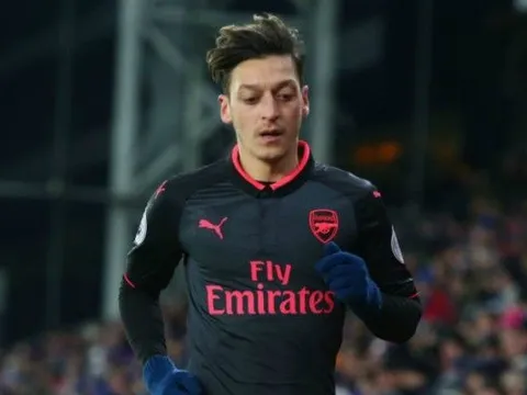 Mesut Ozil thể hiện ra sao vs Ostersunds?