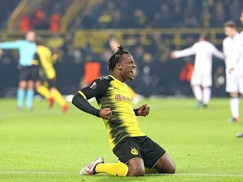 Michy Batshuayi lập cú đúp, Dortmund ngược dòng đánh bại Atalanta
