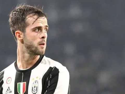 Miralem Pjanic - Ma thuật Juventus (2017)