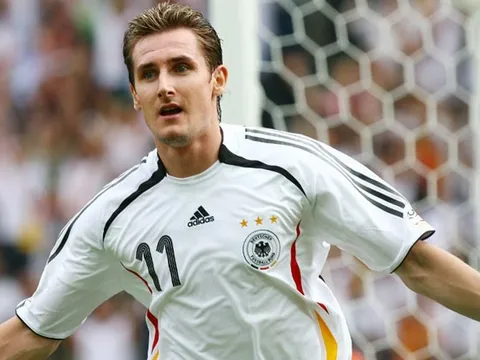 Miroslav Klose: Sát thủ đáng sợ bậc nhất của bóng đá Đức