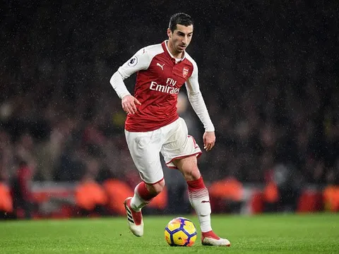 Mkhitaryan chê Mourinho khó tính, ca ngợi Wenger