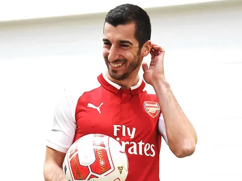 Mkhitaryan e thẹn trong ngày ra mắt Arsenal