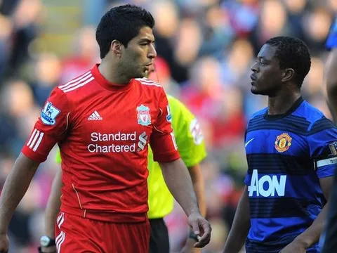 Mối thâm thù giữa Luis Suarez và Patrice Evra