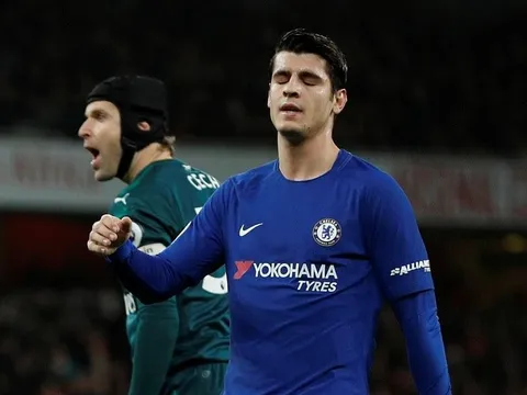 Morata chơi đầu so với chân như thế nào?