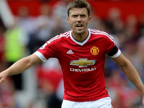 Nóng: Mourinho ép Carrick rời Man Utd?