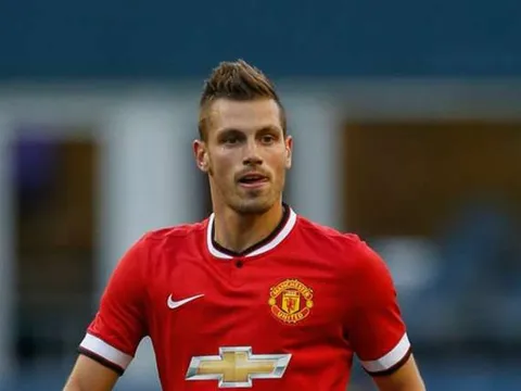Mourinho chính thức xác nhận bến đỗ mới cho Schneiderlin