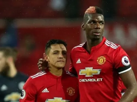 Mourinho đang kìm hãm Sanchez, Pogba