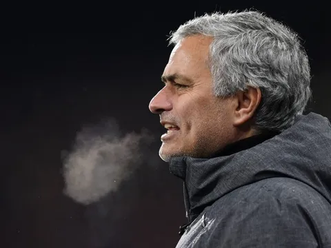 Mourinho đau đầu trước đại chiến Sevilla