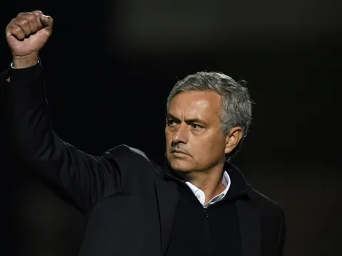Mourinho đếm từng giây chờ đợi trận chung kết League Cup