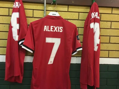 Mourinho muốn Sanchez kèm cặp riêng Rashford