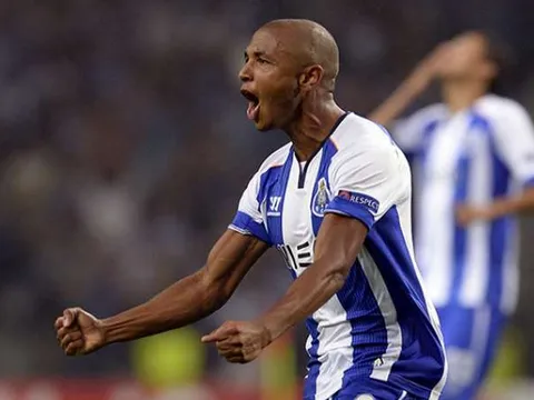 Mục tiêu của Arsenal chơi hay thế nào trong màu áo Porto