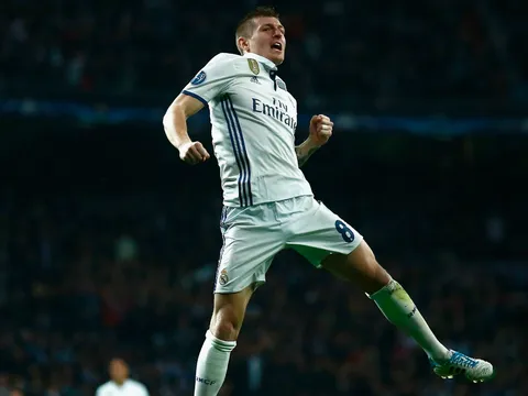 'Muốn vô địch Champions League, phải đánh bại cả Bayern lẫn Barca'