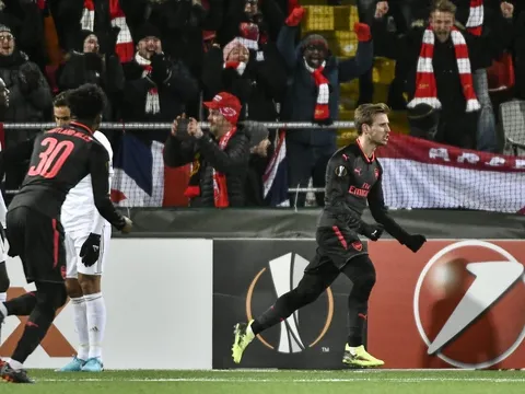 Nacho Monreal: Thần tài của Arsenal