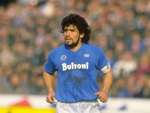 Napoli thỉnh “thánh” Maradona trước trận gặp Real Madrid
