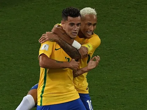 Neymar chúc mừng Coutinho, cuộc đua La Liga có thể khép lại
