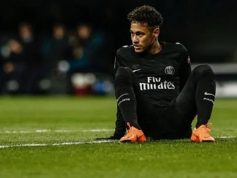 Neymar đòi PSG nâng lương, chiêu bài để tới Real?