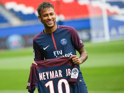 Neymar dùng 'mưu hèn kế bẩn' để rời Barca