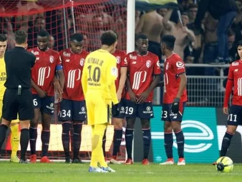 Neymar lại có siêu phẩm, PSG hủy diệt Lille