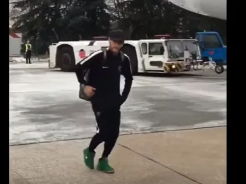 Neymar phấn khích trong ngày trở lại Tây Ban Nha