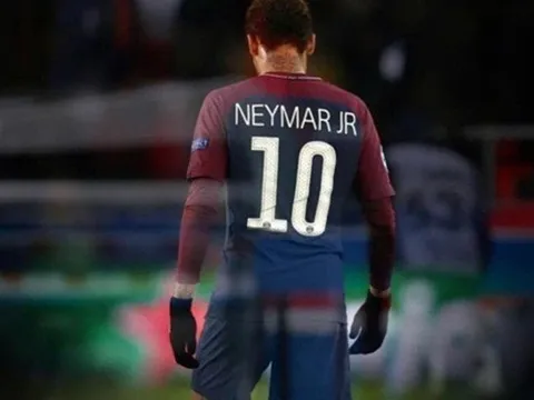 Neymar nói gì khi người PSG công kích lẫn nhau?