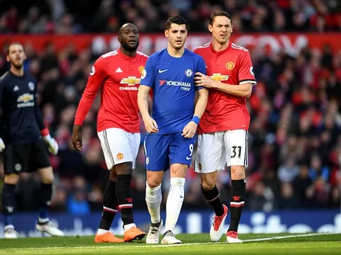 Ngày Morata thất bại hoàn toàn trước Lukaku