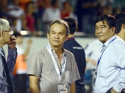 Nghe lời bầu Đức, HAGL đã sẵn sàng bỏ V.League từ vòng 4