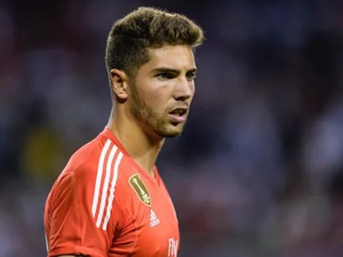 Nghi vấn Zidane nói không với thủ môn mới để nâng đỡ con trai