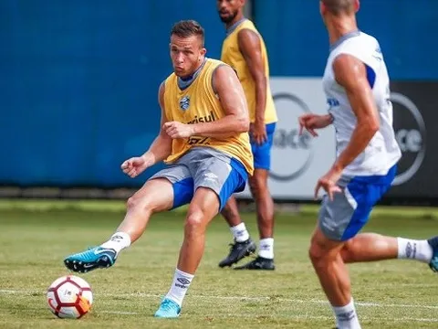 Người nhà xác nhận, Barca sắp hoàn tất hợp đồng chiêu mộ 'Iniesta mới'